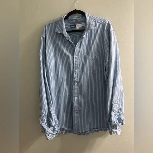 Old navy everyday pinstripe button up shirt top - Picture 6 of 6